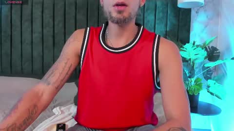 Snapshot of drakeneumann chatting on 7, 7, 2026 Drake Neuman online show from 7, 7, 2026