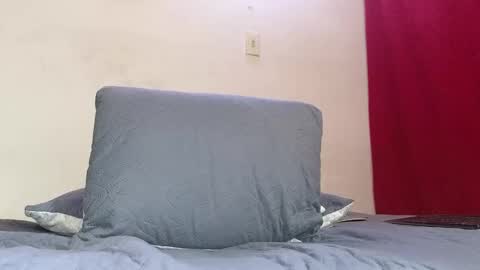 Snapshot of drakesonxx chatting on 9, 3, 2025 Andrs Independent Model online show from 9, 3, 2025