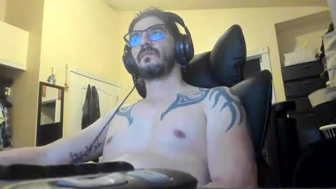 drakkar_82 online show from 4, 12, 2025