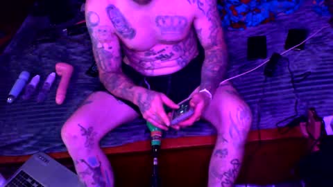 Snapshot of dreaded_folks chatting on 29, 10, 2025 dreaded_folks online show from 29, 10, 2025