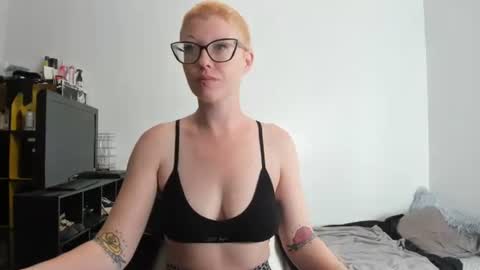 Your Majesty online show from 2, 10, 2025