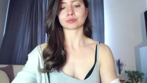 Nicole online show from 21, 4, 2026