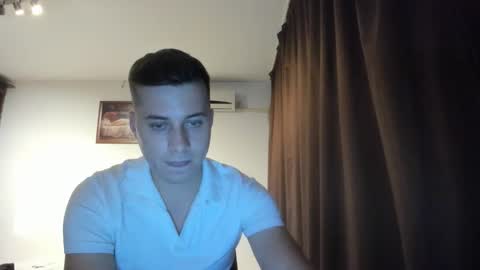 Snapshot of dreamboy240 chatting on 30, 10, 2025 Johnny online show from 30, 10, 2025