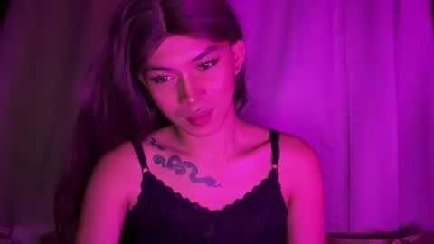 Snapshot of dreamcome_truexx chatting on 31, 5, 2026 true online show from 31, 5, 2026