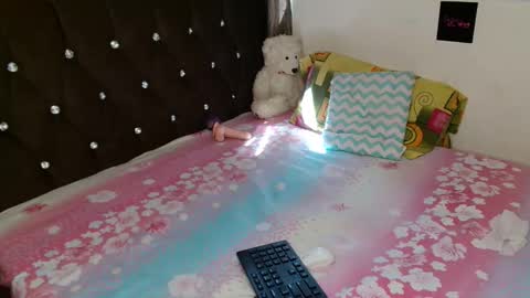 Snapshot of dreameyez chatting on 6, 2, 2026 Dreameyes online show from 6, 2, 2026