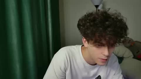 Snapshot of dreamgonetan chatting on 23, 9, 2025 dreamgonetan online show from 23, 9, 2025