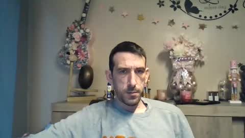 dreamguy38 online show from 15, 12, 2025