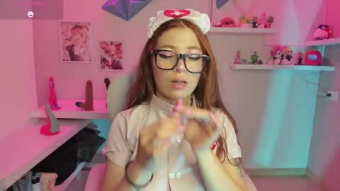 Snapshot of dreamleah_ chatting on 13, 10, 2025 dreamleah_ online show from 13, 10, 2025