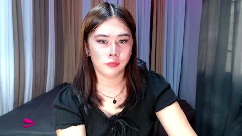 Snapshot of dreammegan chatting on 26, 2, 2025 Stacy DONT FORGET TO FOLLOW ME AND THUMBS UP my wife samgrg2 online show from 26, 2, 2025