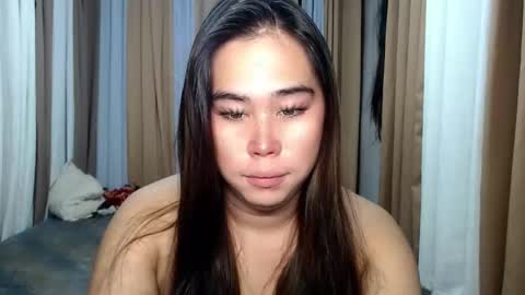 Snapshot of dreammegan chatting on 21, 9, 2025 Stacy DONT FORGET TO FOLLOW ME AND THUMBS UP my wife samgrg2 online show from 21, 9, 2025