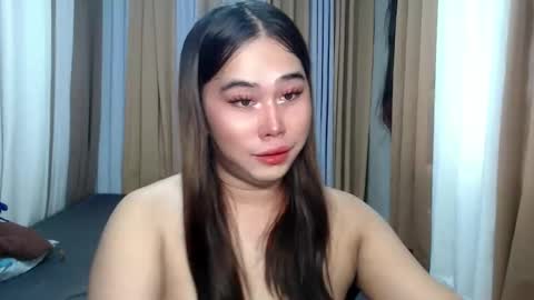 Snapshot of dreammegan chatting on 4, 10, 2025 Stacy DONT FORGET TO FOLLOW ME AND THUMBS UP my wife samgrg2 online show from 4, 10, 2025