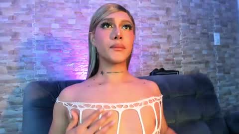 dreams_chloe online show from 14, 7, 2026