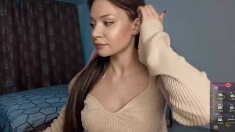 Snapshot of dreamsnoir chatting on 1, 10, 2025 Mila online show from 1, 10, 2025