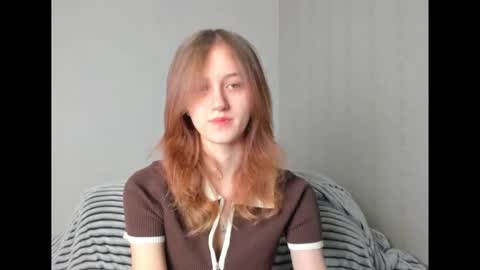 dreamy_pollyyy online show from 12, 1, 2026