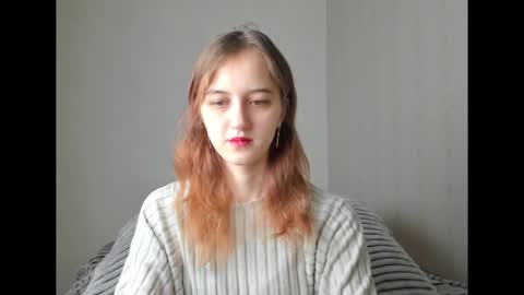 dreamy_pollyyy online show from 2, 2, 2026