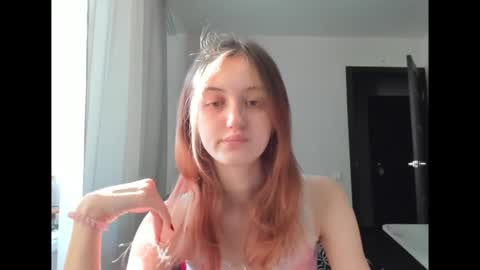 dreamy_pollyyy online show from 15, 2, 2026