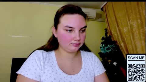 Snapshot of dreamyblushfairy chatting on 3, 2, 2026 Mila online show from 3, 2, 2026