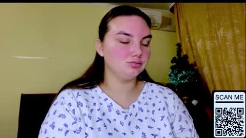 Snapshot of dreamyblushfairy chatting on 6, 2, 2026 Mila online show from 6, 2, 2026