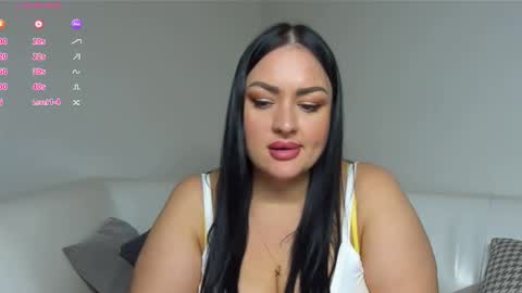 Snapshot of dreamyhousewife1 chatting on 24, 10, 2025 dreamyhousewife1 online show from 24, 10, 2025