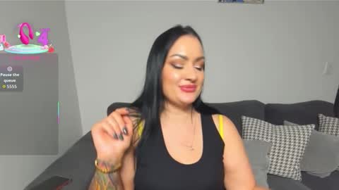 Snapshot of dreamyhousewife1 chatting on 24, 11, 2025 dreamyhousewife1 online show from 24, 11, 2025