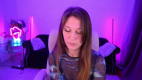 Lina online show from 10, 1, 2025