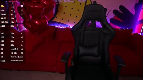 Lina online show from 8, 3, 2025