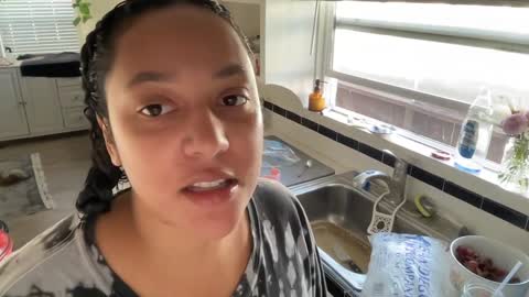 RIRI OR DREAMY online show from 8, 1, 2025