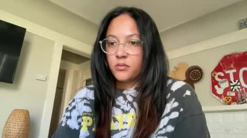 RIRI OR DREAMY online show from 21, 2, 2026