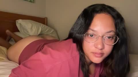 RIRI OR DREAMY online show from 19, 4, 2026