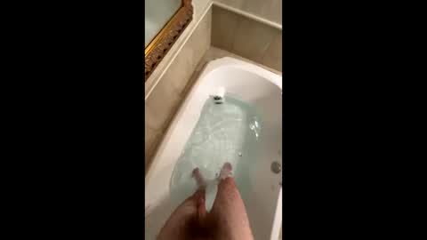 Snapshot of drefuqa2 chatting on 23, 11, 2025 drefuqa2 online show from 23, 11, 2025