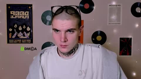 Snapshot of drew_soft_ chatting on 2, 12, 2025 drew_soft_ online show from 2, 12, 2025