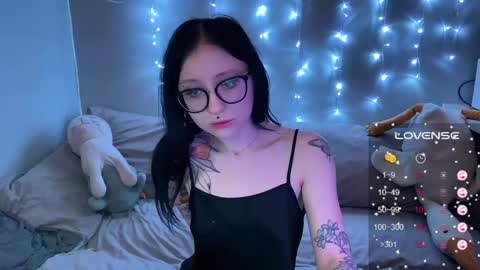 Snapshot of drillhouse_ chatting on 1, 1, 2025 Tara Sonny online show from 1, 1, 2025