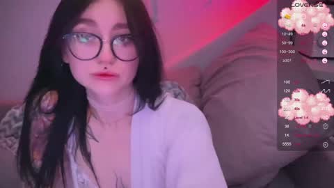 Snapshot of drillhouse_ chatting on 11, 2, 2025 Tara Sonny online show from 11, 2, 2025