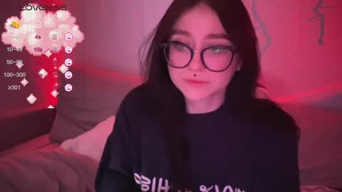 Snapshot of drillhouse_ chatting on 28, 2, 2025 Tara Sonny online show from 28, 2, 2025