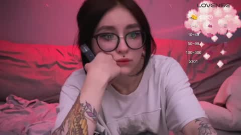 Snapshot of drillhouse_ chatting on 2, 3, 2025 Tara Sonny online show from 2, 3, 2025