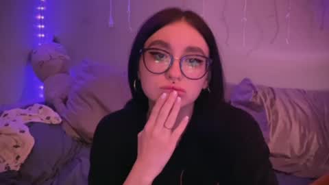 Snapshot of drillhouse_ chatting on 4, 3, 2025 Tara Sonny online show from 4, 3, 2025