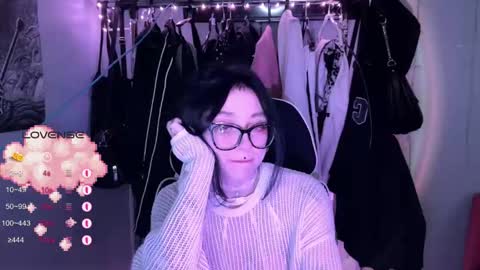 Snapshot of drillhouse_ chatting on 26, 10, 2025 Tara Sonny online show from 26, 10, 2025