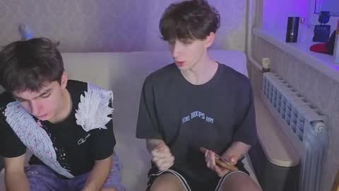 Mark online show from 6, 4, 2026