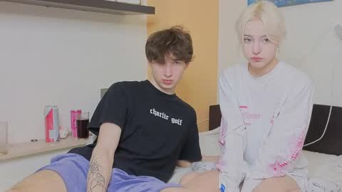 Mark online show from 9, 4, 2026