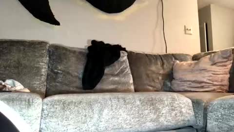 Snapshot of drobbb656 chatting on 24, 11, 2025 2xTheTrouble online show from 24, 11, 2025