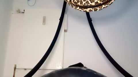 drolyts online show from 18, 4, 2026