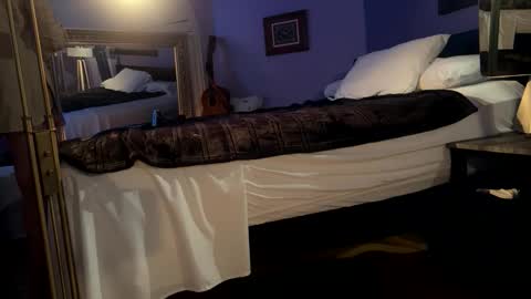 Snapshot of dropacity chatting on 17, 2, 2026 AbBey Dee Love online show from 17, 2, 2026