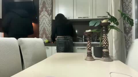 Dr. Resa online show from 26, 2, 2025