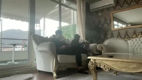 Dr. Resa online show from 8, 3, 2025