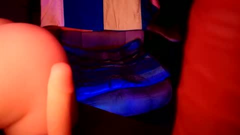 Dr WhoIsIt online show from 23, 12, 2025