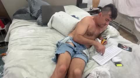 Snapshot of dudebrocuz69 chatting on 2, 2, 2026 Dude online show from 2, 2, 2026