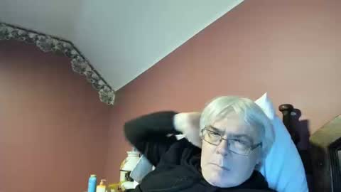 Doug online show from 17, 10, 2025