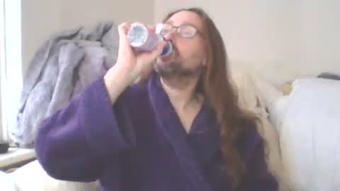 chris online show from 12, 10, 2025