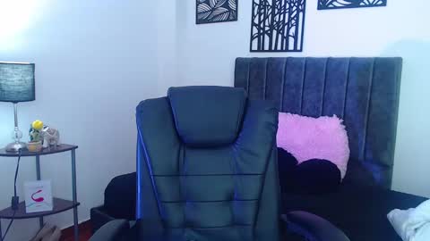 Snapshot of dulce01_0 chatting on 1, 3, 2025 Charlotte online show from 1, 3, 2025