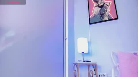 dulce__fiore07 online show from 9, 2, 2026